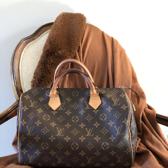 Louis Vuitton Handbags - SALE...💯AUTHENTIC LOUIS VUITTON SPEEDY 30💯